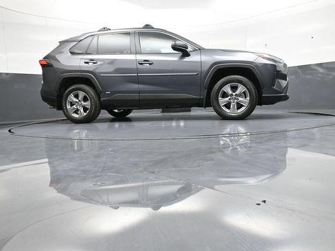 Used 2024 Toyota RAV4 LE AWD/4WD image 28