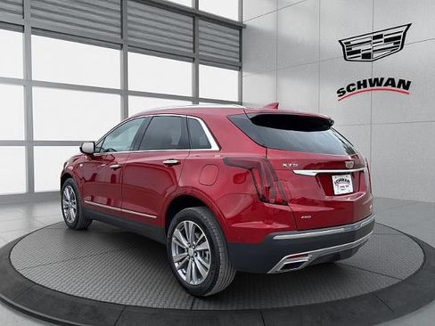 Used 2025 Cadillac XT5 Premium Luxury w/ Technology Package AWD/4WD image 6