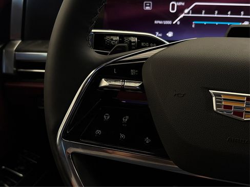 New 2026 Cadillac Escalade Luxury image 28