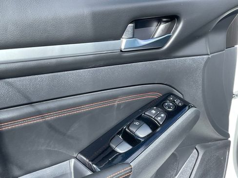 Certified 2024 Nissan Altima 2.5 SR image 13