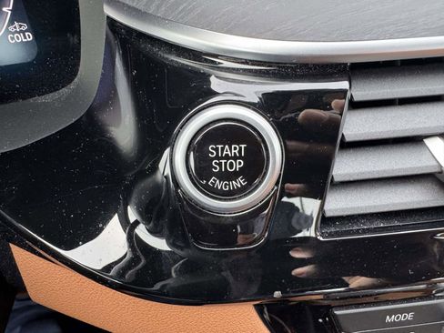 Used 2023 BMW 540i xDrive w/ M Sport Package image 28