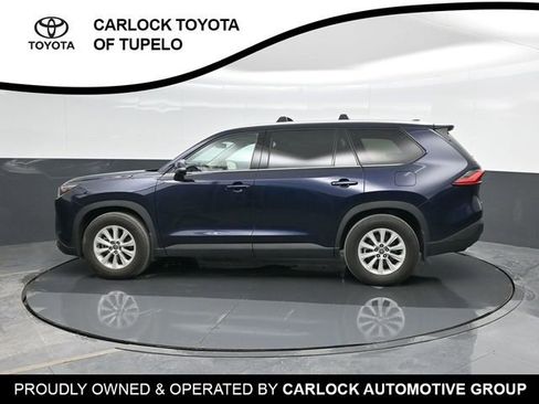 Used 2024 Toyota Grand Highlander XLE image 9