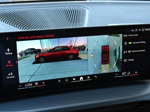 Certified 2025 BMW 230i Coupe image 31