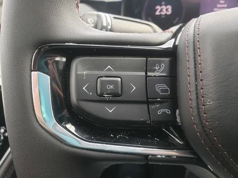 Used 2024 Jeep Wagoneer Launch Edition AWD/4WD image 17