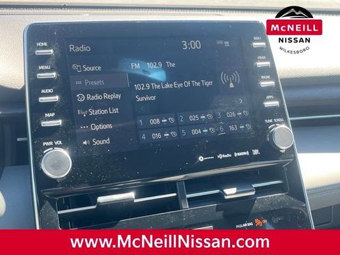 Used 2019 Toyota Avalon Limited w/ Advanced Safety Package image 21