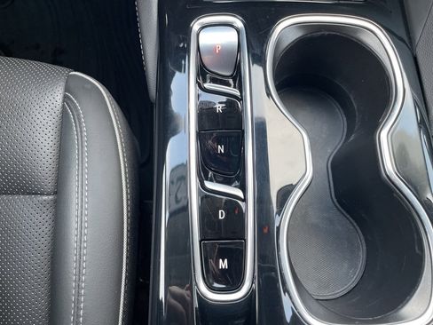 Used 2023 Buick Envision Essence image 25