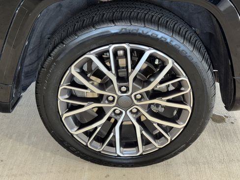 Used 2021 Jeep Grand Cherokee L Summit image 35