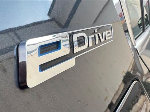Used 2018 BMW 530e RWD image 51