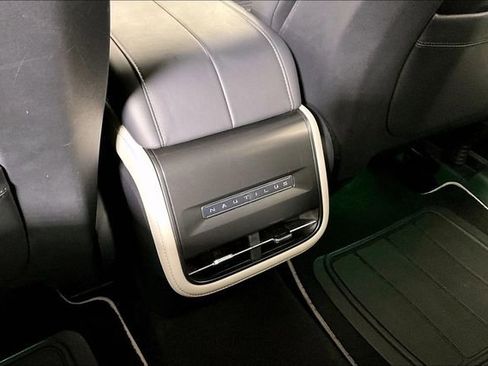 Used 2024 Lincoln Nautilus Reserve image 34