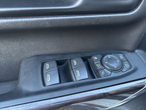 Used 2023 Chevrolet Silverado 3500 LTZ image 13