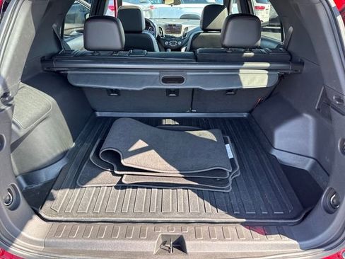 Used 2024 Chevrolet Equinox RS w/ RS Leather Package image 27