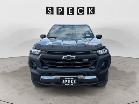 Used 2024 Chevrolet Colorado Trail Boss AWD/4WD image 2