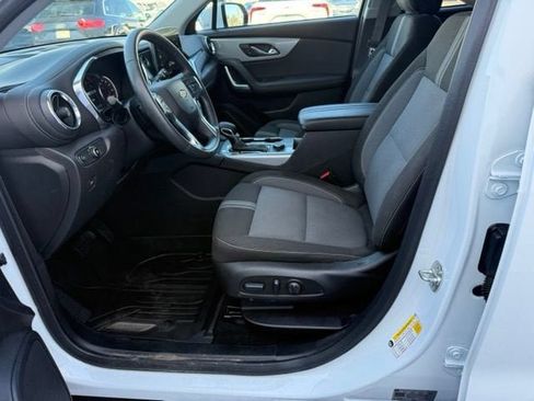 Certified 2024 Chevrolet Blazer LT w/ Convenience Package FWD image 23
