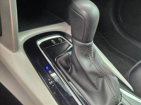 Used 2024 Toyota Corolla Cross L image 20