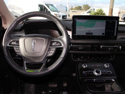 Certified 2023 Lincoln Nautilus FWD w/ Premium Package image 11