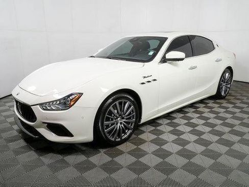 Used 2022 Maserati Ghibli Modena Q4 AWD/4WD image 27