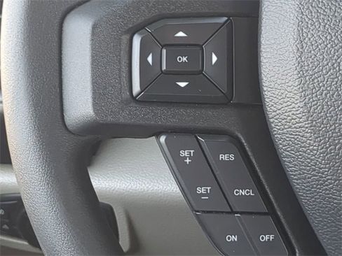 Used 2018 Ford F150 XL w/ Equipment Group 101A Mid image 23