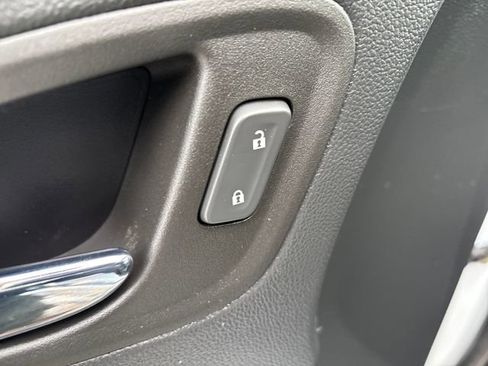 Used 2022 GMC Canyon Elevation w/ Trailering Package image 14