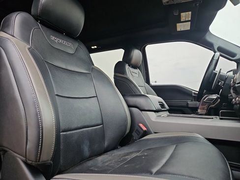 Used 2018 Ford F150 Raptor w/ Equipment Group 802A Luxury image 20