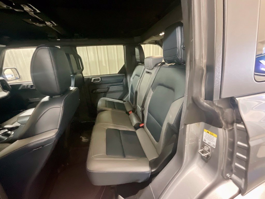 Used 2024 Ford Bronco Outer Banks AWD/4WD image 11