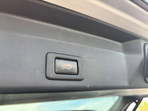 Used 2019 Subaru Ascent Limited w/ Popular Package #2A AWD/4WD image 22