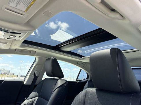 Certified 2024 Lexus ES 350 w/ Technology Package FWD image 22
