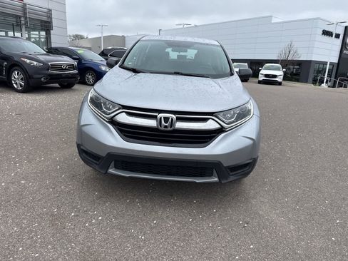 Used 2018 Honda CR-V LX image 2