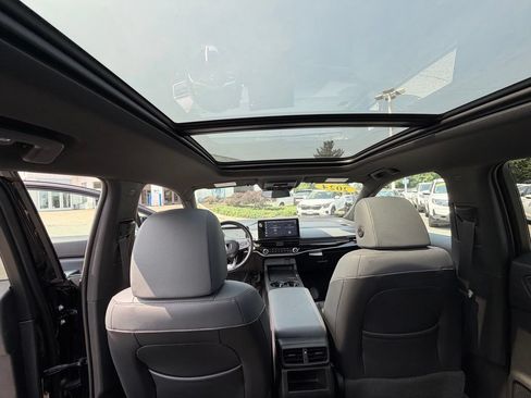Used 2024 Honda Prologue Touring image 25
