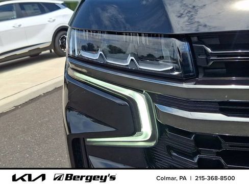 Used 2021 Chevrolet Tahoe Z71 AWD/4WD image 11