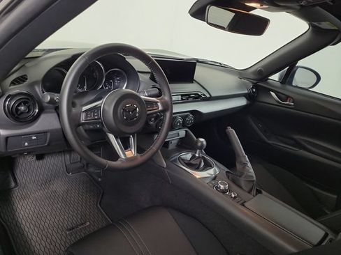 Used 2025 MAZDA MX-5 Miata Sport RWD image 10