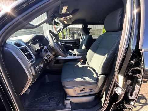 New 2026 RAM 3500 Big Horn AWD/4WD image 14
