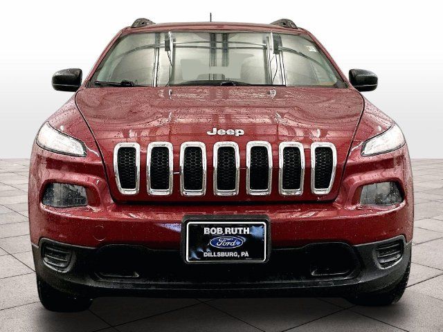 Used 2016 Jeep Cherokee Sport w/ Cold Weather Group AWD/4WD image 3