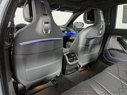 New 2026 BMW 760i xDrive image 46