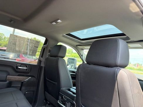 Used 2023 GMC Sierra 2500 Denali w/ Denali Ultimate Package AWD/4WD image 16