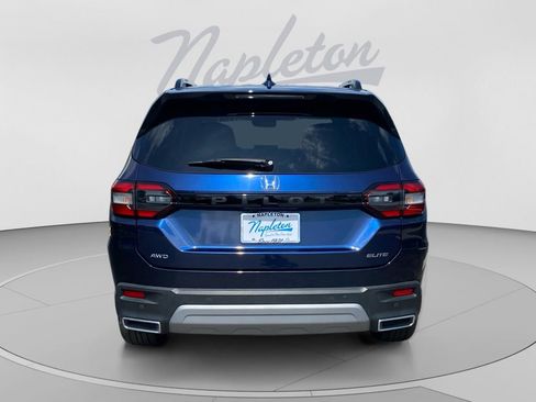 Used 2024 Honda Pilot Elite image 4