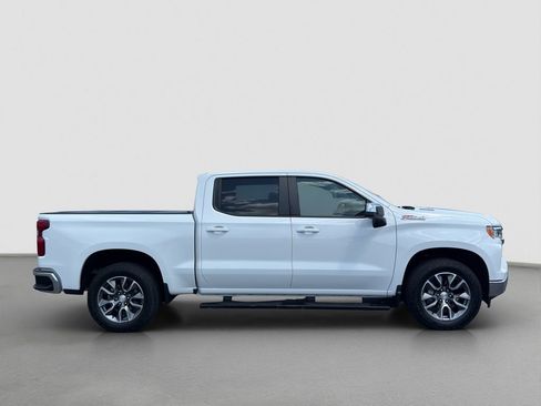 Used 2024 Chevrolet Silverado 1500 LT AWD/4WD image 7