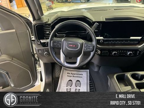 Used 2024 GMC Sierra 1500 Elevation w/ X31 Off-Road Package AWD/4WD image 21