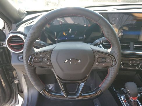 Used 2026 Chevrolet Trax RS w/ Driver Confidence Package image 27