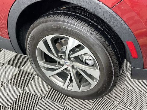 Used 2023 Buick Envision Essence image 36