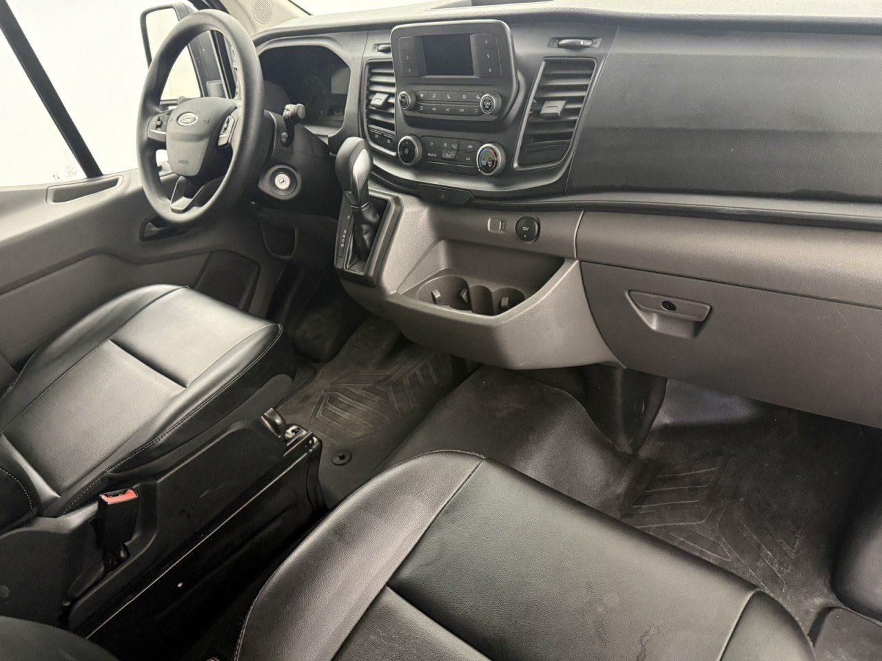 Used 2023 Ford Transit 350 XL RWD image 11