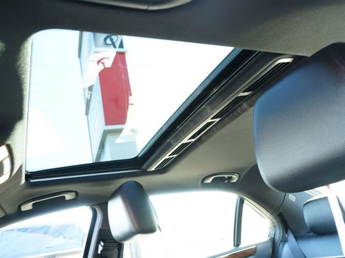 Used 2013 Mercedes-Benz E 350 Sedan image 14