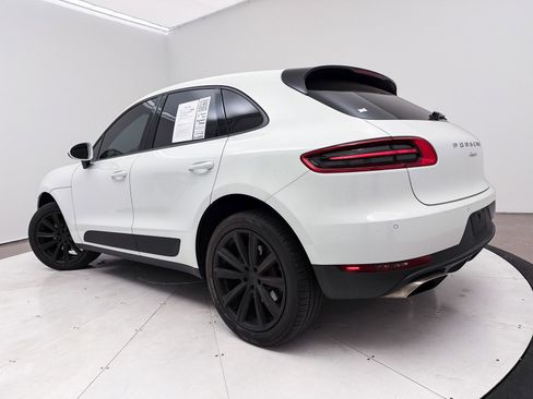 Used 2018 Porsche Macan image 9
