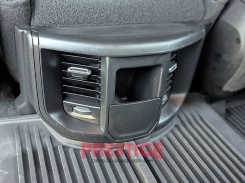 Used 2024 RAM 3500 Big Horn image 28