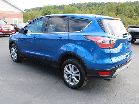 Used 2017 Ford Escape SE AWD/4WD image 4