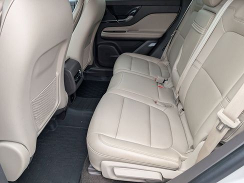 Used 2023 Lincoln Corsair FWD image 28