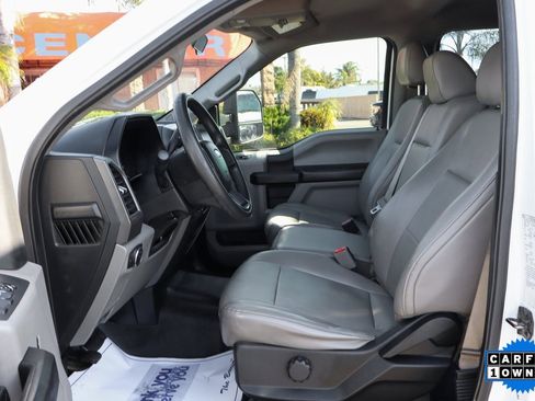 Used 2017 Ford F450 XL w/ Power Equipment Group image 22