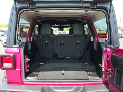 Used 2024 Jeep Wrangler Unlimited Sport AWD/4WD image 46