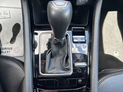 Used 2024 Jeep Compass Limited AWD/4WD image 37