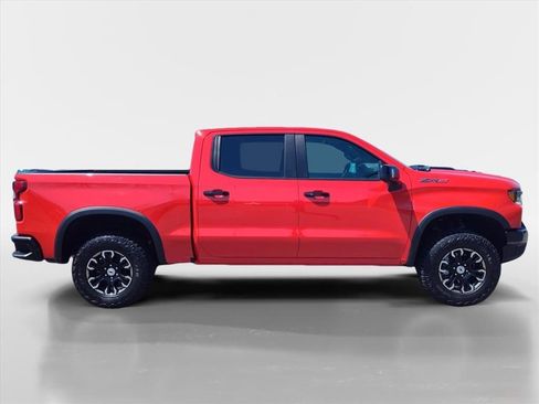 Used 2025 Chevrolet Silverado 1500 ZR2 w/ Technology Package AWD/4WD image 6