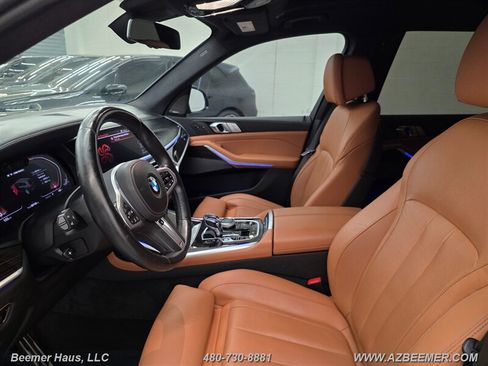 Used 2021 BMW X7 M50i AWD/4WD image 19